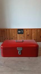 EMAILLE RODE BROODTROMMEL., Ophalen of Verzenden