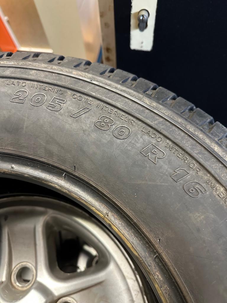 Auto onderdelen / Banden Landrover, Ophalen, Gebruikt