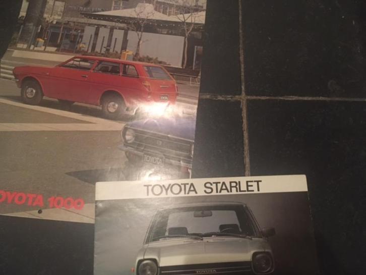 Toyota 1000 of Starlet fraaie brochure/auto folder 76 78 '79, Boeken, Auto's | Folders en Tijdschriften, Zo goed als nieuw, Toyota