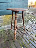 Antiek rond tafeltje, Ophalen