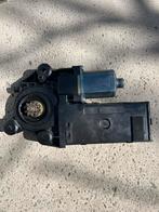 Ruitenmotor Renault Megane III Links-Voor, Ophalen of Verzenden, Gebruikt, Renault