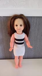 Pop - 30cm, Verzamelen, Poppen, Ophalen of Verzenden, Gebruikt, Pop