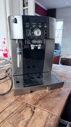 DéLonghi Magnifica S Smart - Espresso Machine, Afneembaar waterreservoir, Gebruikt, Espresso apparaat, 2 tot 4 kopjes