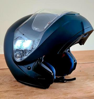 Zo goed als nieuwe scooterhelm met zonnevizier – 1x gebruikt beschikbaar voor biedingen