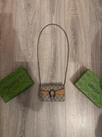 Gucci tas vraag voor meer info, Ophalen of Verzenden, Zo goed als nieuw, Zilver, Overige materialen