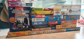 Grote verzameling diverse spellen beschikbaar voor biedingen