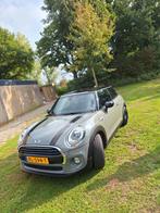 Mini 1.5 Cooper 2018 Grijs/zwart dak chili serious business, Voorwielaandrijving, 136 pk, Zwart, 4 cilinders