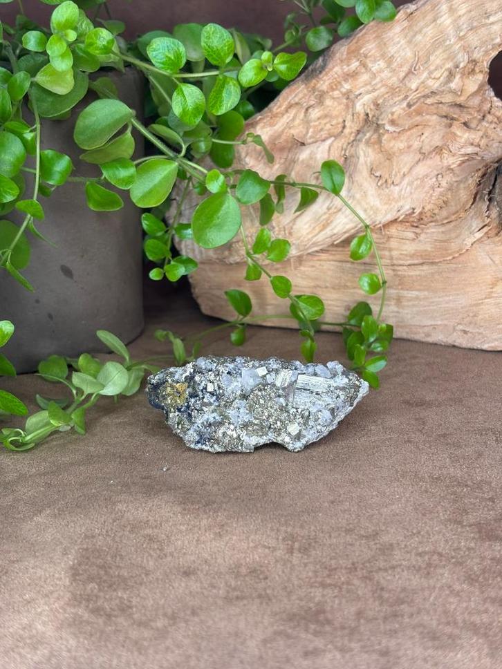 Pyriet, Verzamelen, Mineralen en Fossielen, Mineraal, Ophalen of Verzenden