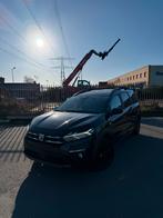 Dacia Jogger 1.0 TCe 7pl 2022 Zwart HAGEL SCHADE!, Voorwielaandrijving, 1227 kg, Stof, Zwart