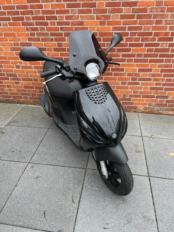 Piaggio zip 4takt uit 2017 beschikbaar voor biedingen