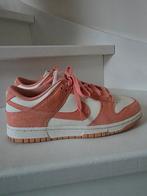 Nike Dunk Low maat 42, Kleding | Dames, Schoenen, Nike, Oranje, Ophalen of Verzenden, Sneakers of Gympen