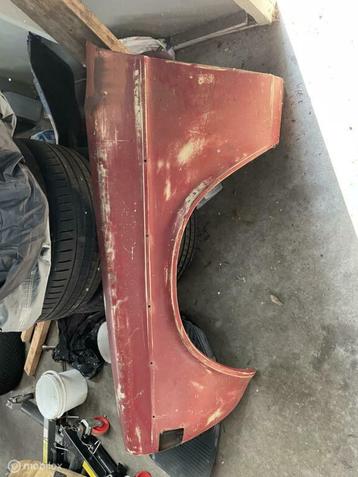 Voorscherm spatbord links Volvo 142 144 145 140 2de serie beschikbaar voor biedingen