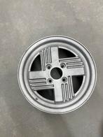 Datsun / nissan Turbo wiel, Ophalen of Verzenden, Nissan