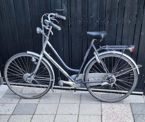 For-sale Women bicycle Ladies bike 28 inch bicycle / Damesfi, Fietsen en Brommers, Fietsen | Dames | Damesfietsen, Gebruikt, Gazelle