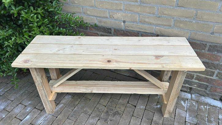 Robuust houten bankje – landelijke stijl, Huis en Inrichting, Krukjes, Zo goed als nieuw, Hout, Ophalen