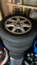 Vw Touran 16 inch velgen met winterbanden, Auto diversen, Wieldoppen, Ophalen