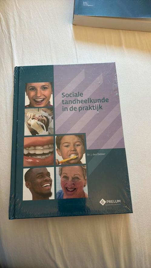 Jan den Dekker - Sociale tandheelkunde in de praktijk, Boeken, Wetenschap, Zo goed als nieuw, Ophalen of Verzenden