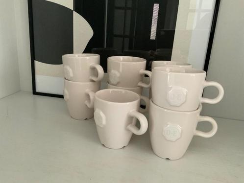 Op kamers? Iets voor jou? Deze Nikolai Carels design kopjes, Huis en Inrichting, Keuken | Servies, Ophalen