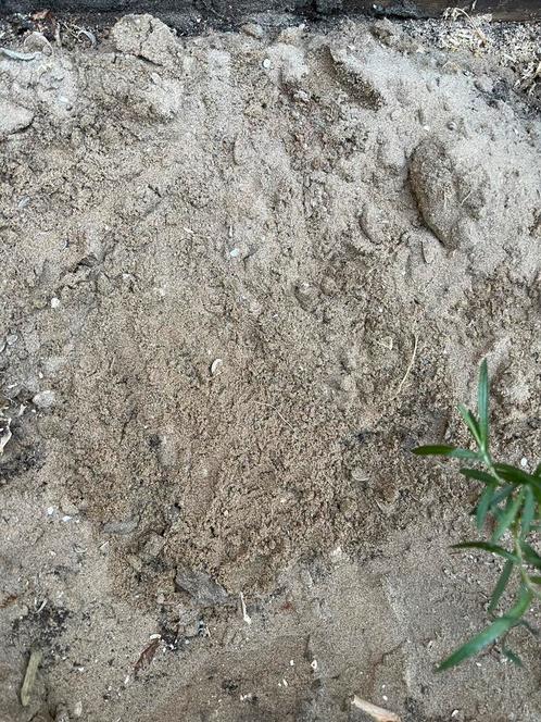GRATIS tuin zand / tuin aarde / zand voor onder tegels, Tuin en Terras, Zand, Zo goed als nieuw, Ophalen