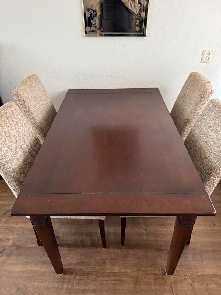 Eettafel - 140x85 cm - Stijlvol en Praktisch, Huis en Inrichting, Tafels | Eettafels, Gebruikt, 50 tot 100 cm, 100 tot 150 cm