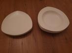 InterMezzo  porcelein, 4  borden 22 cm,3 borden 20 cm Nieuw., Huis en Inrichting, Keuken | Servies, Ophalen of Verzenden, Nieuw
