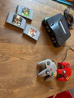 Nintendo 64 inclusief controllers en 3 spellen, Ophalen of Verzenden, Zo goed als nieuw