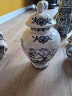 Delfts Blauwe Vaas met Deksel, Antiek en Kunst, Antiek | Vazen, Ophalen of Verzenden
