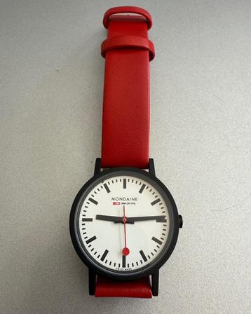 Mondaine Classic official SFMOMA Watch signed by Mario Botta beschikbaar voor biedingen