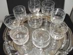 9 Oude wijnglazen met gegraveerd motief, Antiek en Kunst, Verzenden
