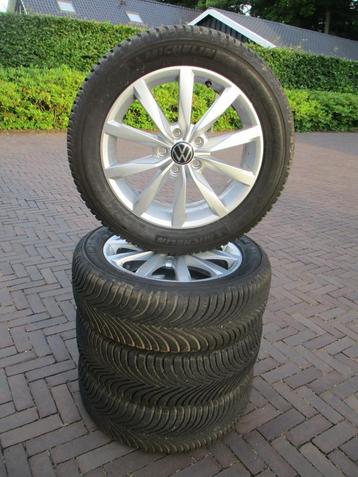 Originele VW T-Roc 17 inch winterbanden T Roc NIEUWST Dijon beschikbaar voor biedingen
