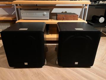 2x zwarte JBL Studio L Series L8400P/230 subwoofers