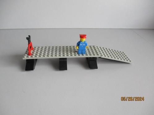 Lego 12 volt Trein Stationnetje 7735 in perfecte staat!!!, Kinderen en Baby's, Speelgoed | Duplo en Lego, Gebruikt, Lego, Complete set