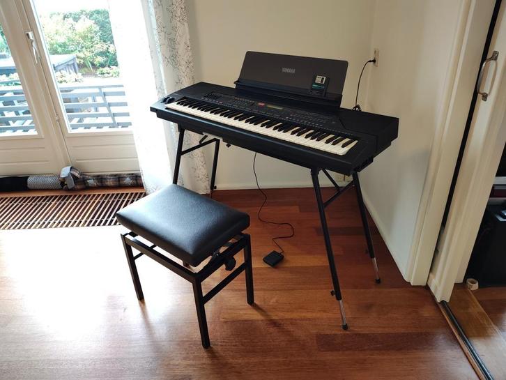 Yamaha PSR-6700 keyboard (met standaard en kruk), Muziek en Instrumenten, Keyboards, Gebruikt, 76 toetsen, Yamaha, Aanslaggevoelig
