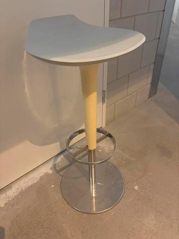Asper Barstool - Draaibaar & Verstelbaar beschikbaar voor biedingen