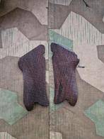 Luger grips, Verzamelen, Ophalen of Verzenden, Landmacht, Nederland