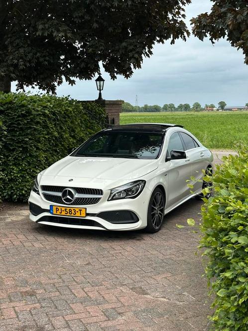Mercedes-Benz CLA 180 PANO 1.6 90KW Blue Eff. Edit. 2017 Wit, Auto's, Mercedes-Benz, Particulier, CLA, ABS, Achteruitrijcamera