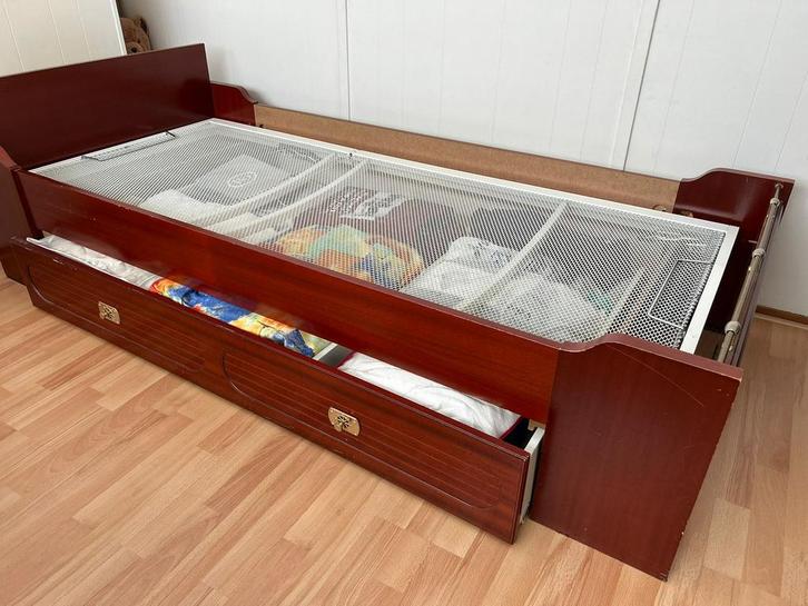 Complete slaap(tiener)kamerset, bed/2kasten/buro, Huis en Inrichting, Slaapkamer | Complete slaapkamers, Gebruikt, Eenpersoons