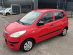 Hyundai i10 1.1 Pure 5 deurs Stuurbekr zuinig nw APK, Voorwielaandrijving, Stof, Gebruikt, Zwart