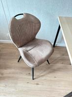 2 stoelen met tafeltje., Ophalen, Gebruikt, Bruin