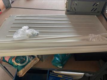 3x IKEA komplement schoenenplank en 1x kledingroede 75cm beschikbaar voor biedingen