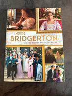 Inside Bridgerton - Achter de Schermen!, Boeken, Ophalen of Verzenden, Zo goed als nieuw, Tv-serie