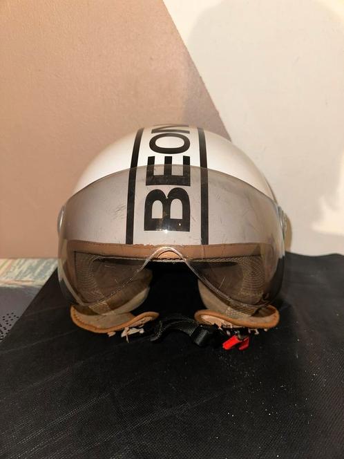 Witte BEON helm maat XL, Fietsen en Brommers, Brommerhelmen, Zo goed als nieuw, Extra large of groter, Ophalen