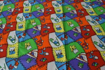 Retro vintage lap stof / coupon voor baby / kind beschikbaar voor biedingen