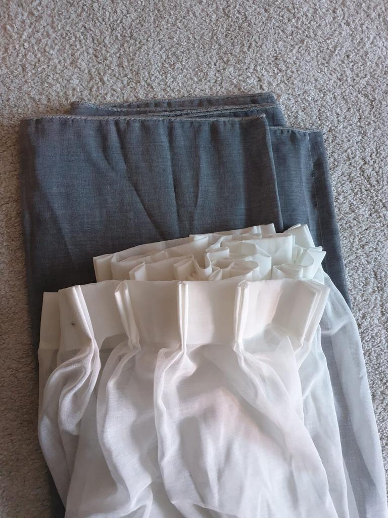 Mooie vitrage een maand opgehangen, Ophalen of Verzenden