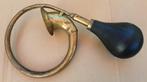 Oude claxon / toeter van messing, Ophalen