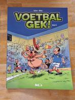 Voetbalgek deel 4 en 5, Meerdere stripboeken, Ophalen of Verzenden, Zo goed als nieuw