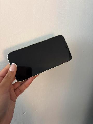 iPhone 12 64GB beschikbaar voor biedingen