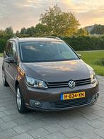 Volkswagen Touran 7Persoons Automaat Panaromadak climatronic, Auto's, Volkswagen, Automaat, 74 €/maand, Bruin, 7 stoelen