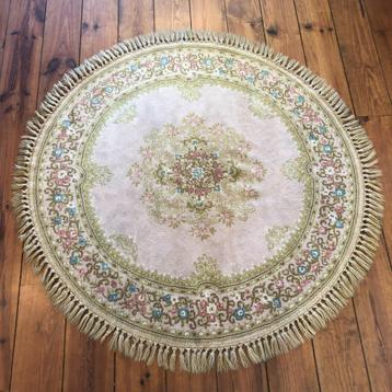 Rond vintage bloemen vloerkleed, super hip! beschikbaar voor biedingen