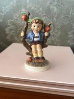 Hummel Beeldje 142 3/0 Apple Tree Boy, Verzamelen, Ophalen of Verzenden, Zo goed als nieuw, Hummel